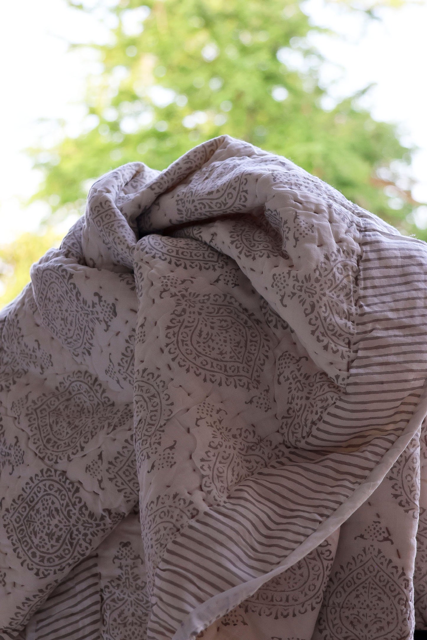Crumpet Quilt - Ash